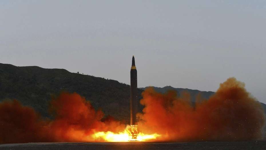 Nuevo misil norcoreano sería capaz de alcanzar bases de Estados Unidos