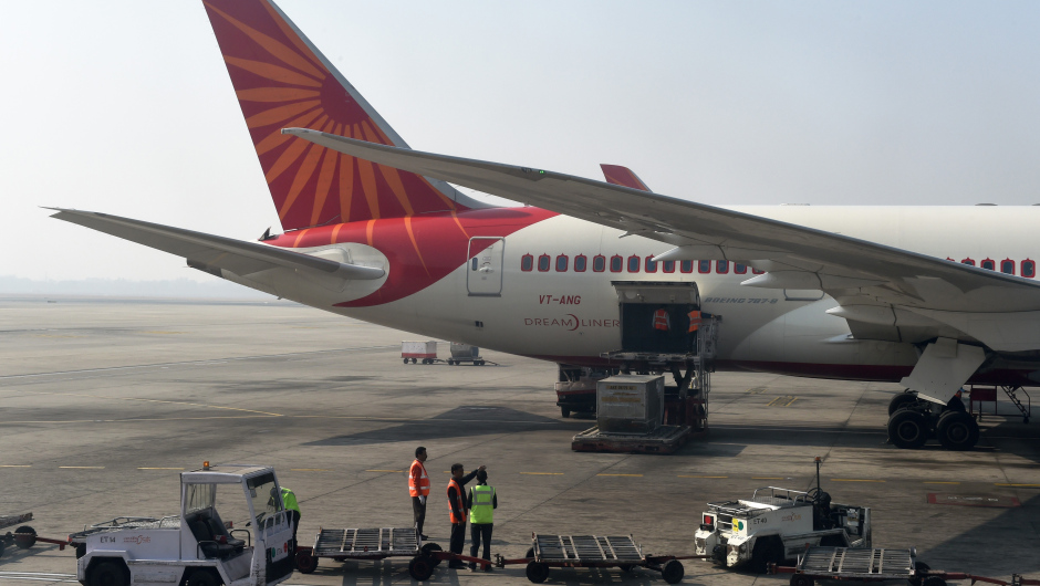 Aerolínea de la India no deja volar a 100 miembros de cabina con sobrepeso