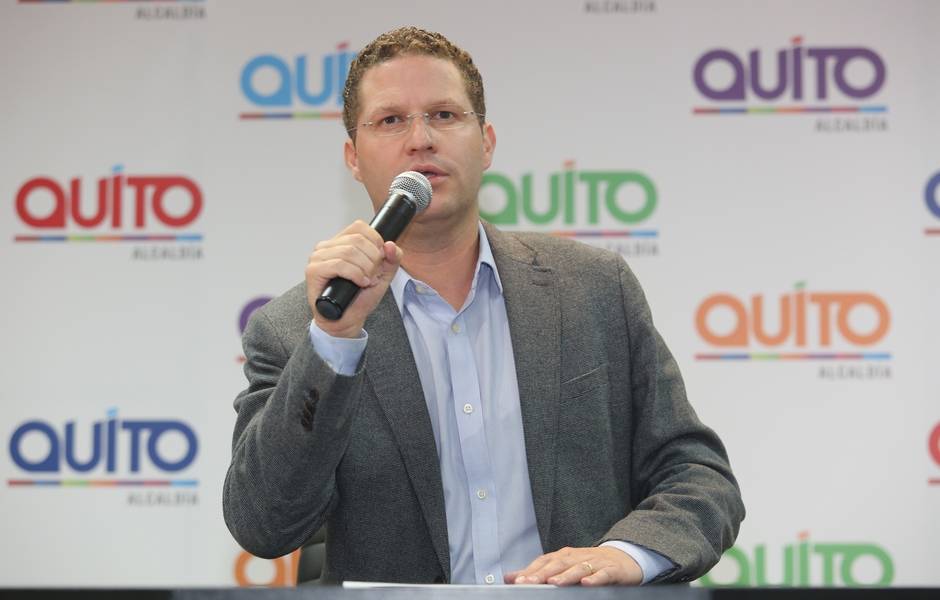 Alcaldes de Quito y Guayaquil rechazan proyectos de ley de herencias y plusvalías