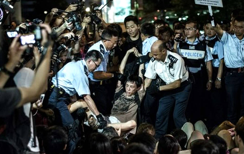 ¿Por qué medio millón de personas salieron a protestar en Hong Kong?