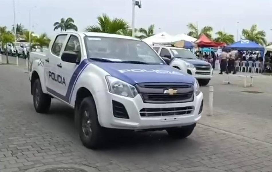 Un patrullero de la Policía Nacional fue atacado con fusiles en San Lorenzo, Esmeraldas