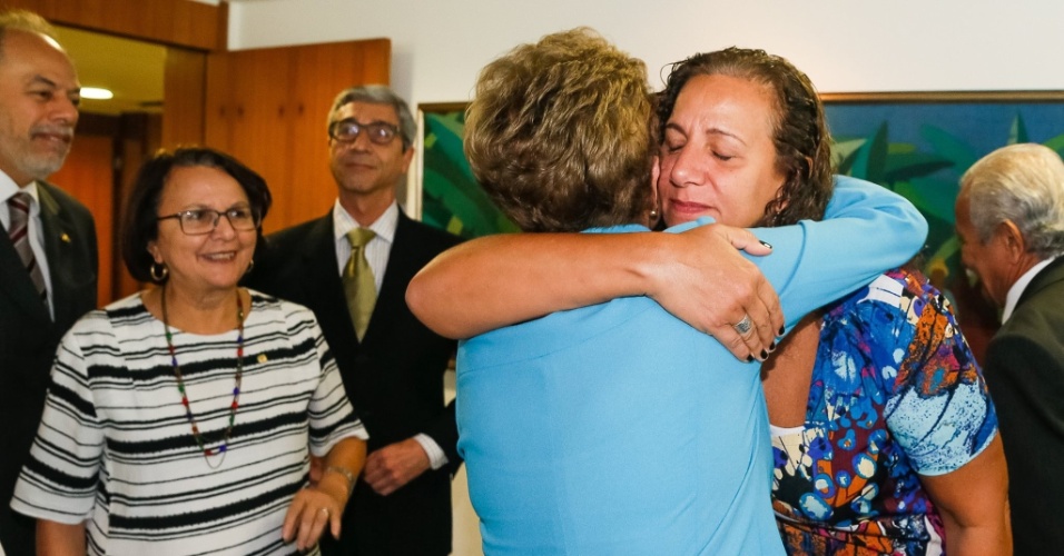 Rousseff entra en campaña municipal en apoyo a candidata a alcaldesa de Río