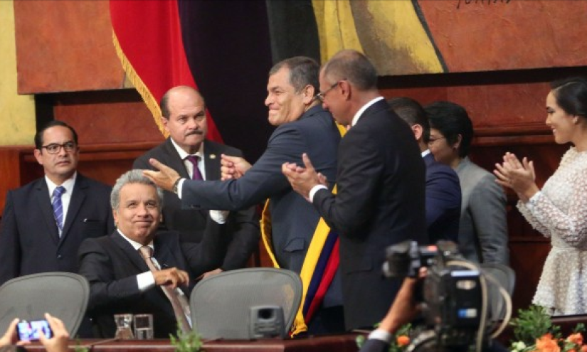 En la foto aparece Lenin Moreno y Rafael Correa en 2017.