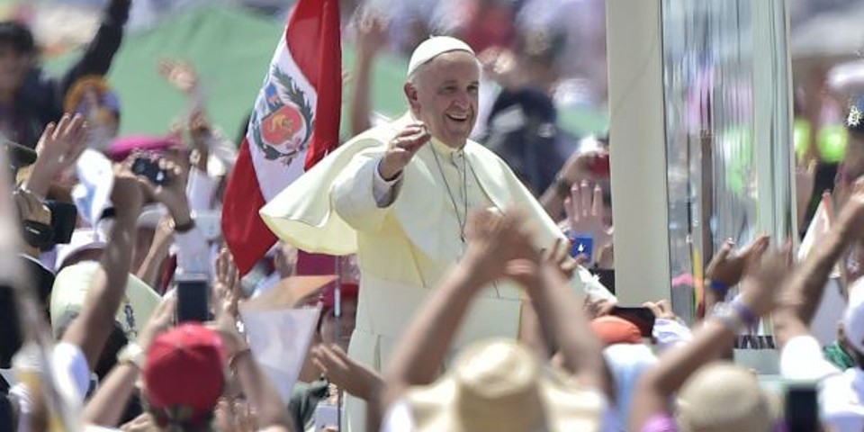 Policía de Perú refuerza su seguridad ante la llegada del Papa al país inca