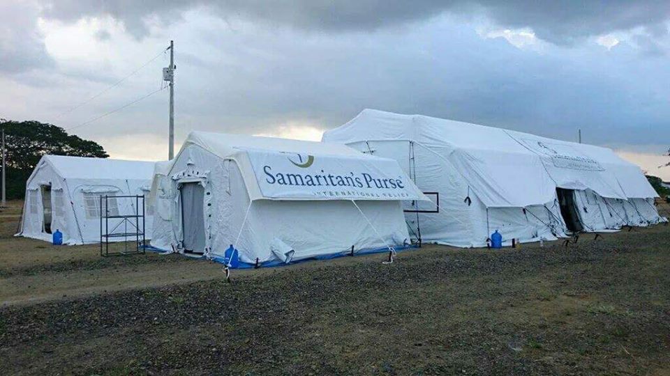 Un hospital de la fundación Samaritan&#039;s Purse atiende a afectados en Chone