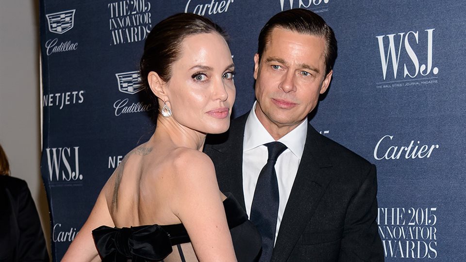 Brad Pitt, dispuesto a pedir perdón a Jolie y a Aniston