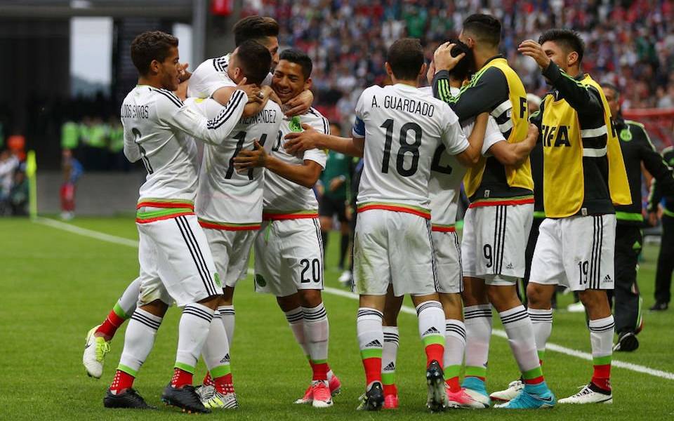 México remonta y es semifinalista en la Copa Confederaciones