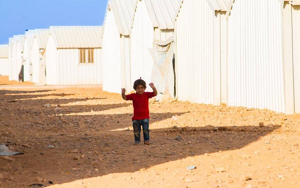 Otra niña siria se &#039;rindió&#039; ante una cámara