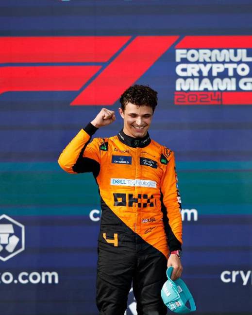 Lando Norris celebra su primera victoria de la Fórmula Uno de su carrera