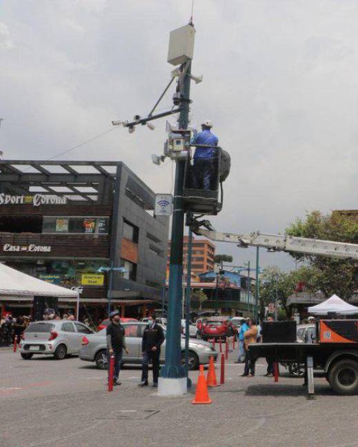 Quito cuenta actualmente con 1 355 alarmas comunitarias.