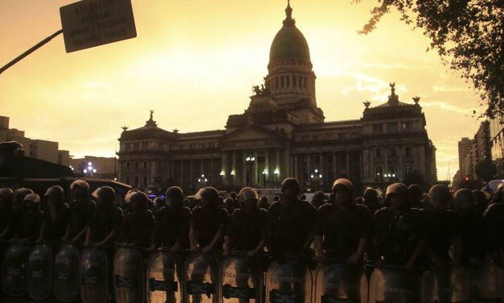 Nuevas protestas contra reforma de jubilaciones en Argentina