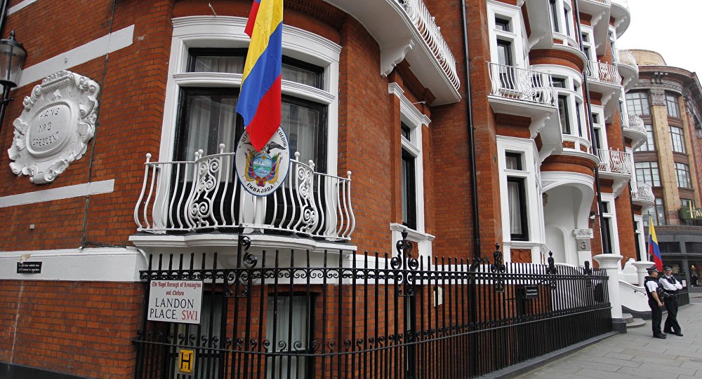 Presidente Lenín Moreno no ha dispuesto salida de Julian Assange