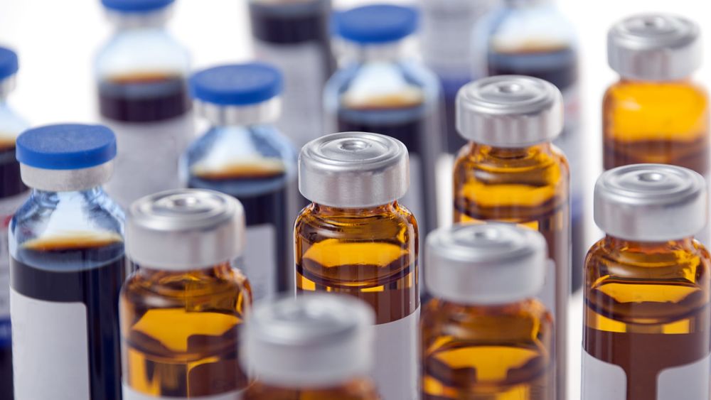 Prohíben uso de dióxido de cloro como terapia para COVID
