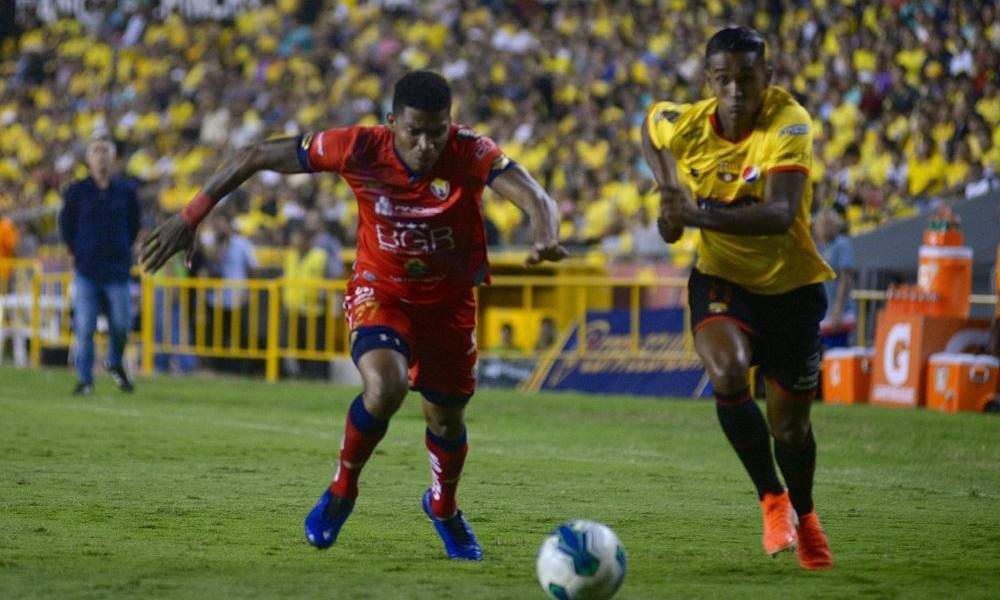 El Nacional busca la hazaña ante Barcelona SC en la Copa Ecuador