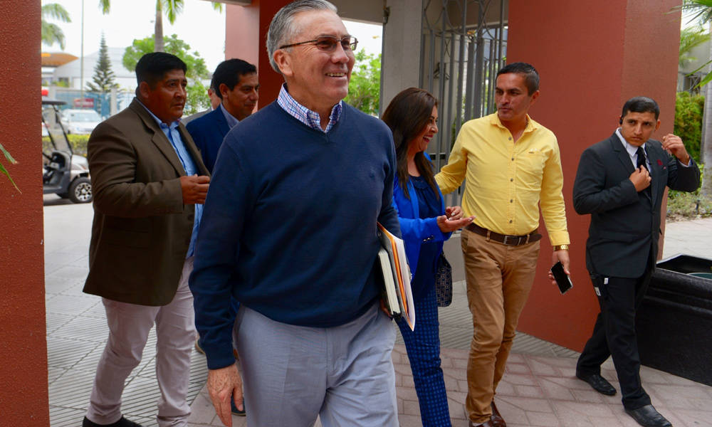 Tito Manjarrez sigue siendo presidente de El Nacional