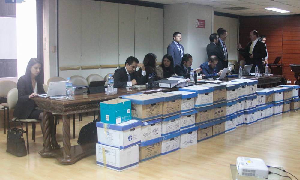 Llaman a juicio a excontralor Pólit y su hijo por presunta concusión en caso Odebrecht