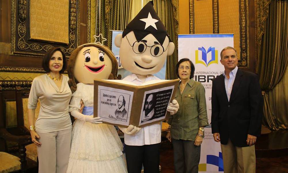 Guayaqul vive la segunda edición de la Feria del Libro