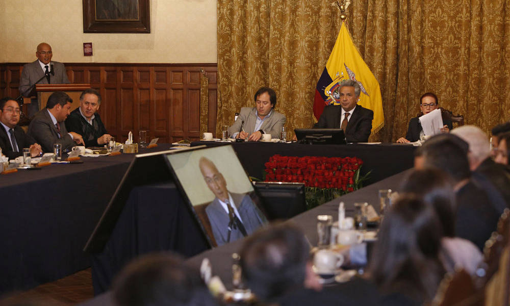 Presidente Moreno: Ecuador seguirá protegiendo a Assange pese a revés judicial