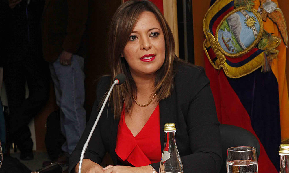 Ledy Zúñiga evita hablar de informe de caso Gabela