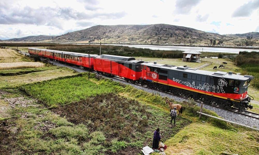 Disfruta de la segunda parte de Ecuador en el tren que recorre sus paisajes