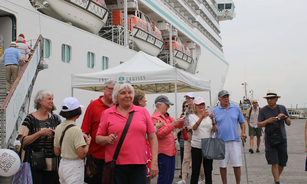 (VIDEO) Guayaquil recibió en el Puerto Marítimo a turistas extranjeros