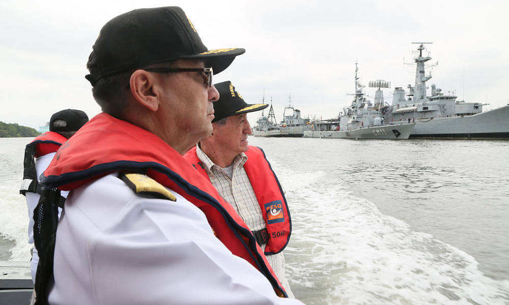Jarrín: Armada monitorea en tiempo real barcos chinos