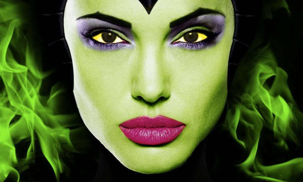 Una inquietante Angelina Jolie protagoniza el nuevo póster de &#039;Maléfica&#039;