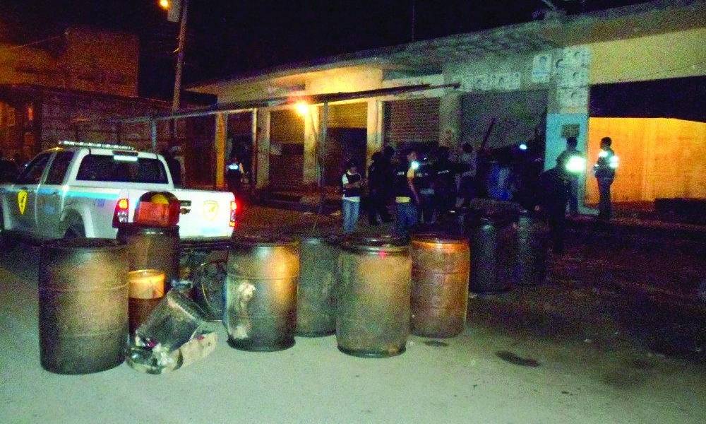 Capturan a policías involucrados en contrabando de cilindros de gas en El Oro