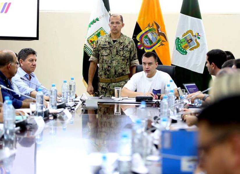 El presidente de la República, Daniel Noboa, se reunió con autoridades locales en el ECU 911 de Babahoyo.