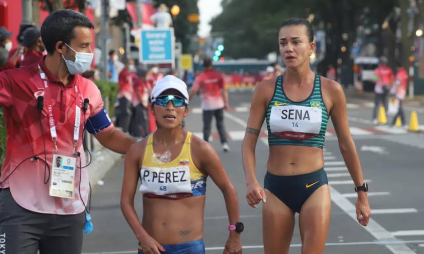 Glenda Morejón se retiró de los 20km marcha, mientras que Paola Pérez fue novena