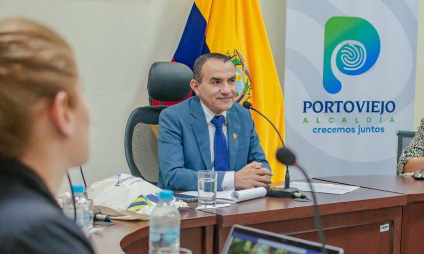 Javier Pincay se convirtió en alcalde de Portoviejo gracias al respaldo del 28,23 % de los votantes de su cantón,