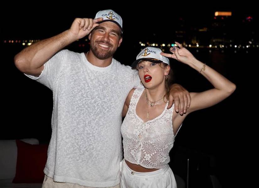 Taylor Swift junto a Travis Kelce.