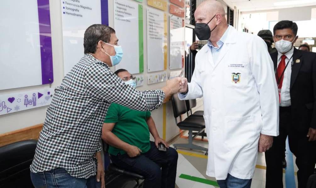 Vicepresidente Borrero visita de sorpresa los hospitales IESS Ceibos y Teodoro Maldonado