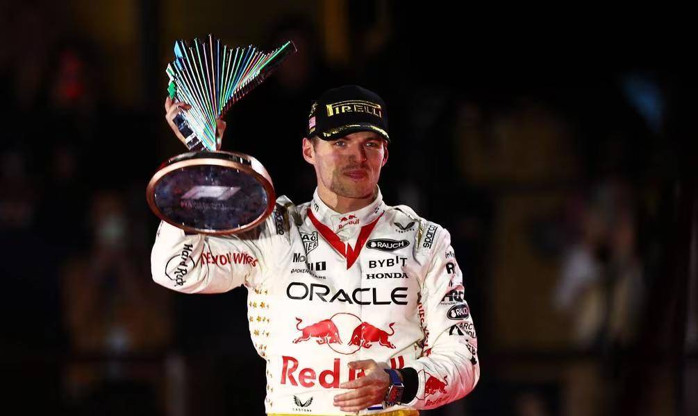Fórmula 1: Max Verstappen gana en Las Vegas y sueña con un nuevo título