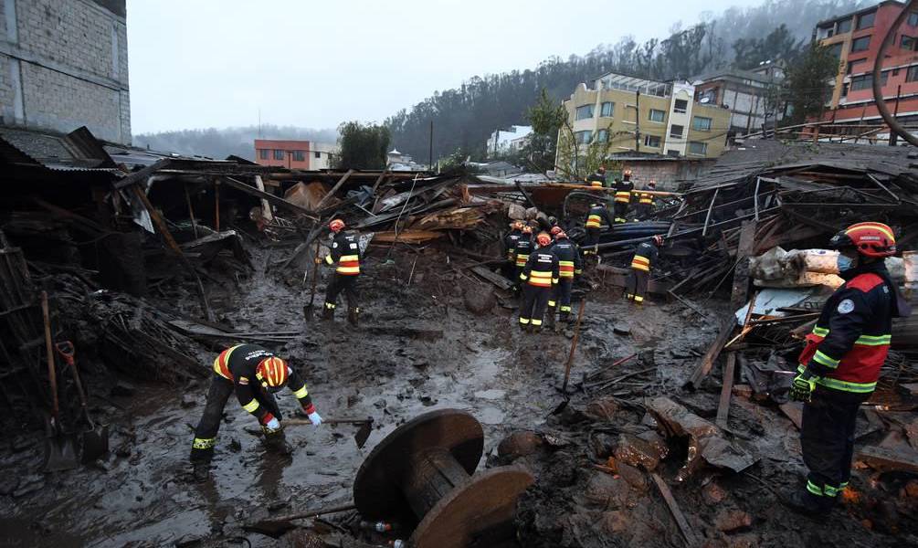 Asciende a 27 la cifra de muertos por aluvión en Quito