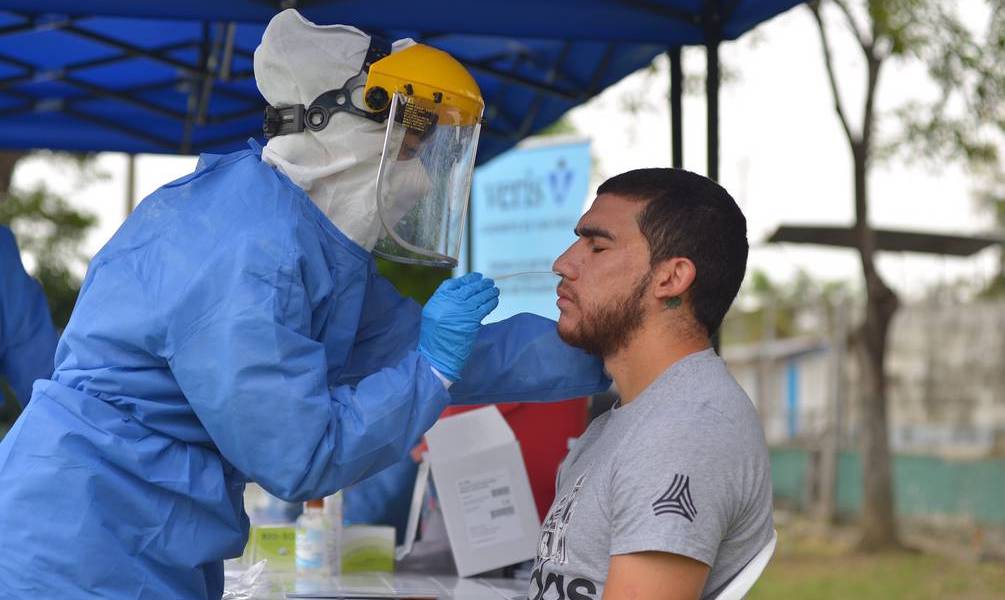 COVID-19: pruebas PCR no podrán costar más de USD 45,08