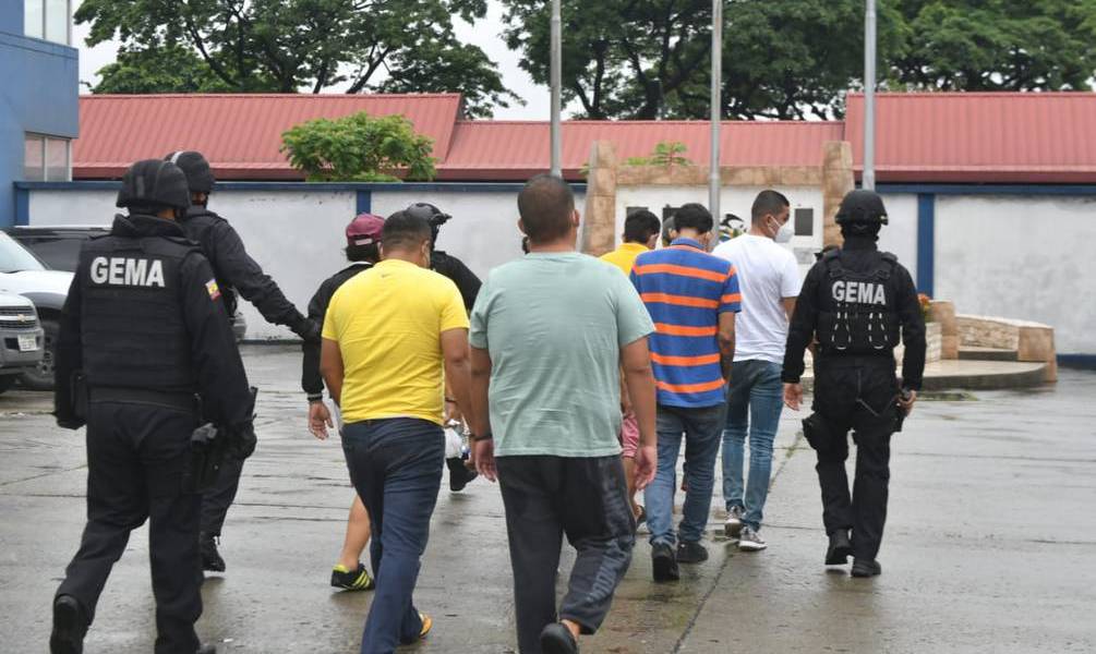 Policía desarticula a banda de sicarios en Durán