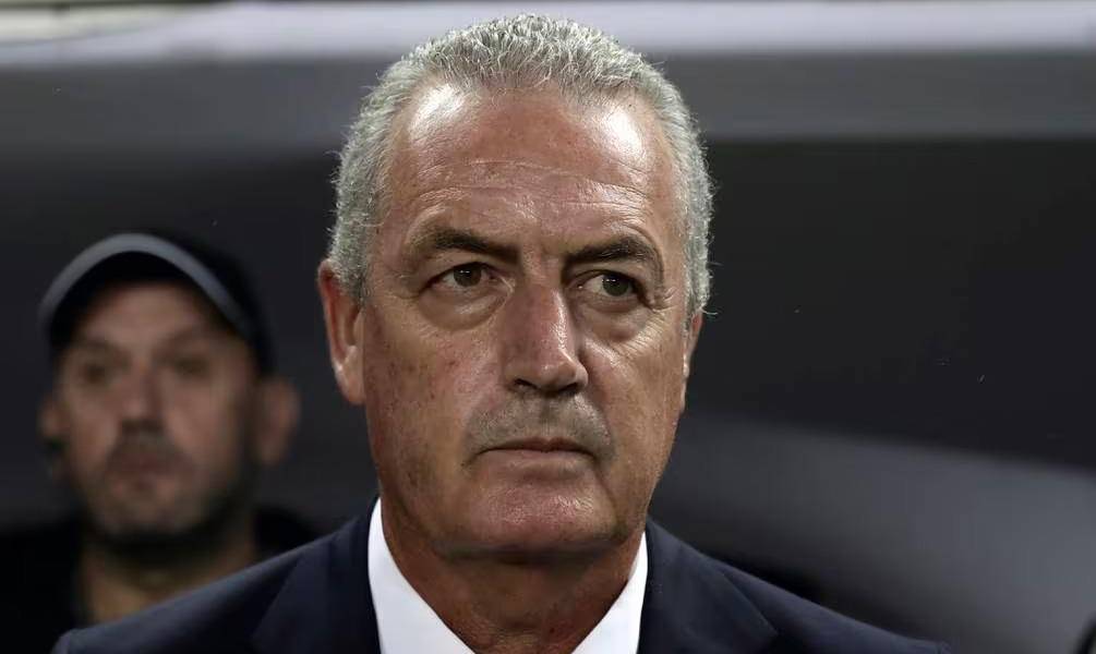 Prensa de Costa Rica critica a Gustavo Alfaro: Venía un poco agrandado por lo que hizo en Ecuador, hay que tener los pies sobre la tierra