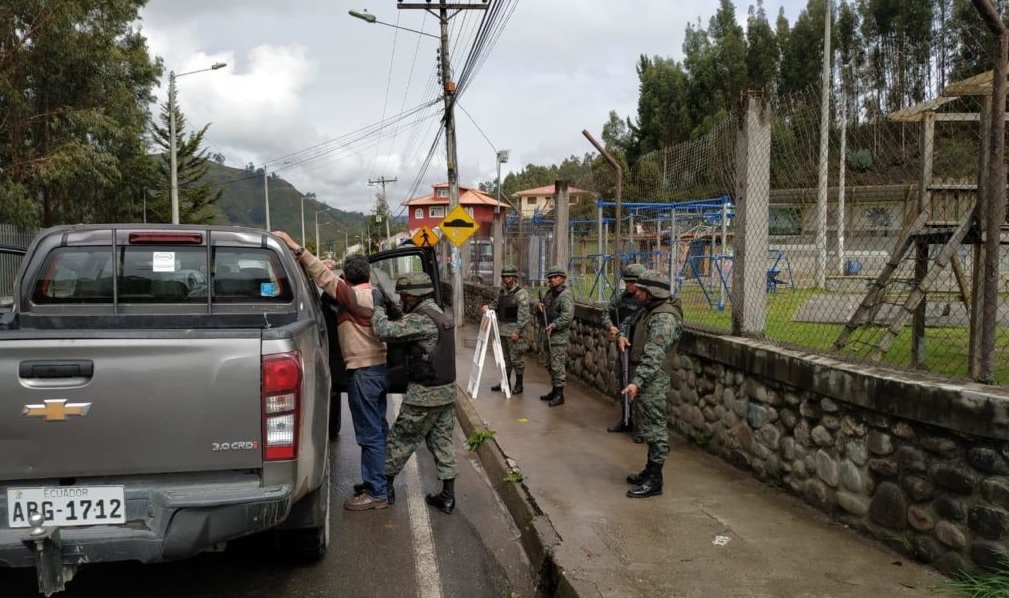 Inician operativos militares en las cárceles del país