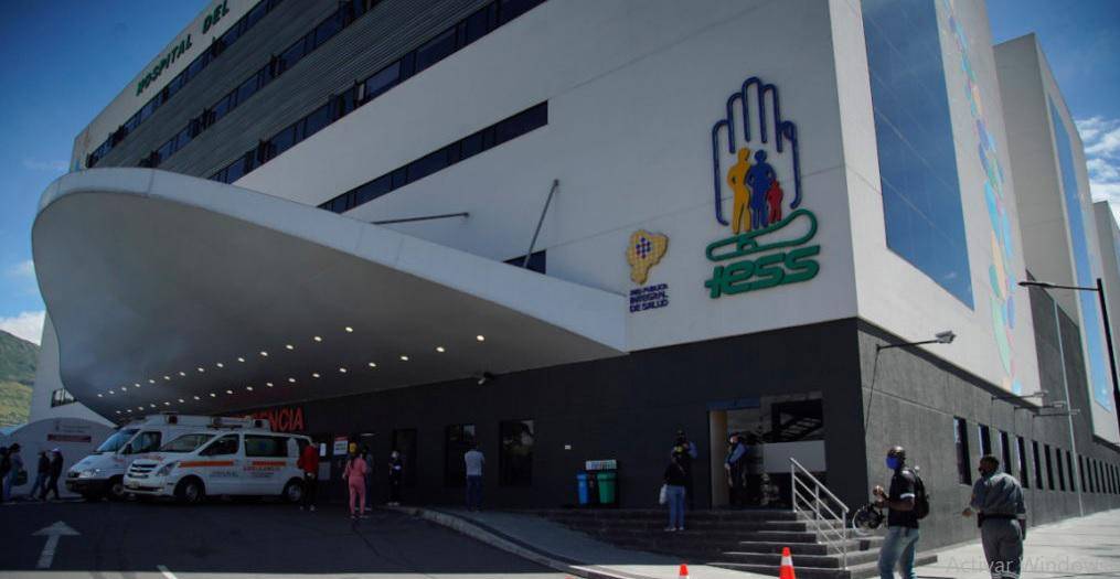 Hospitales del IESS en Quito se mantienen al 100% de su capacidad