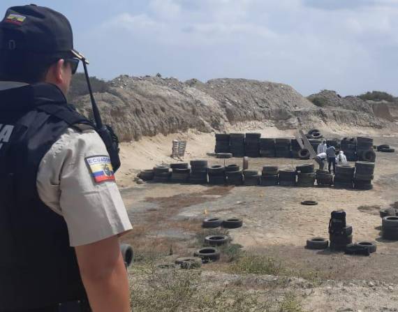 Destruyen centros de entrenamiento para sicarios hallados en Santa Elena