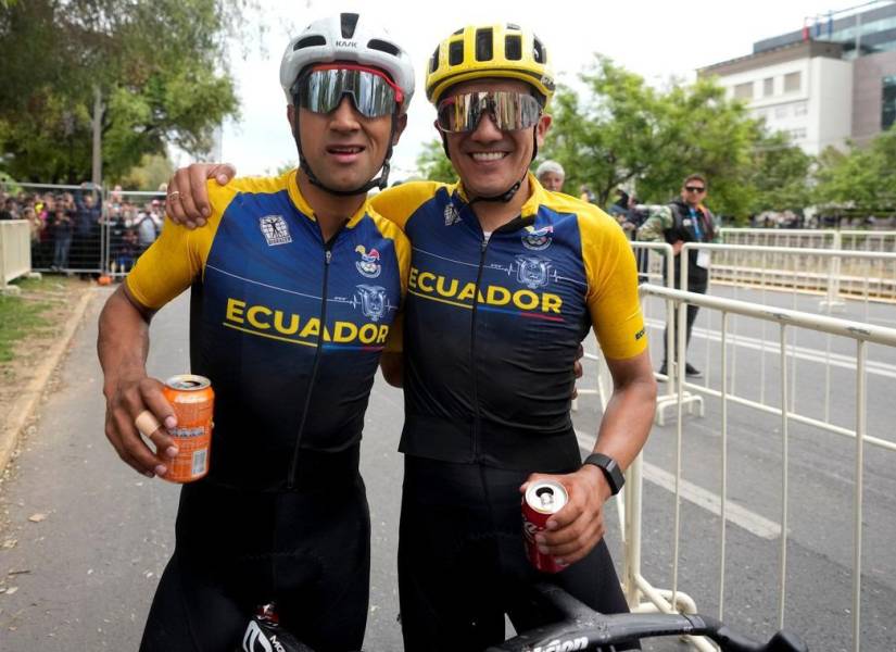Jonathan Narváez y Richard Carapaz, ciclistas ecuatorianos.