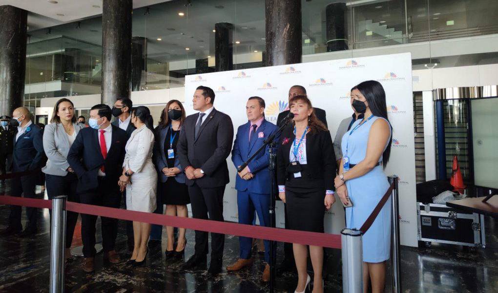 Varias bancadas definen posturas sobre la propuesta presidencial