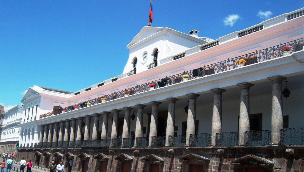 Ecuador expresa su &quot;profundo pesar&quot; por el siniestro del avión en Ucrania