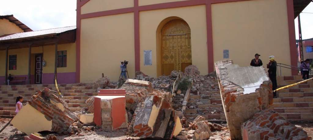 7 heridos y daños estructurales en Ecuador tras sismo en Perú