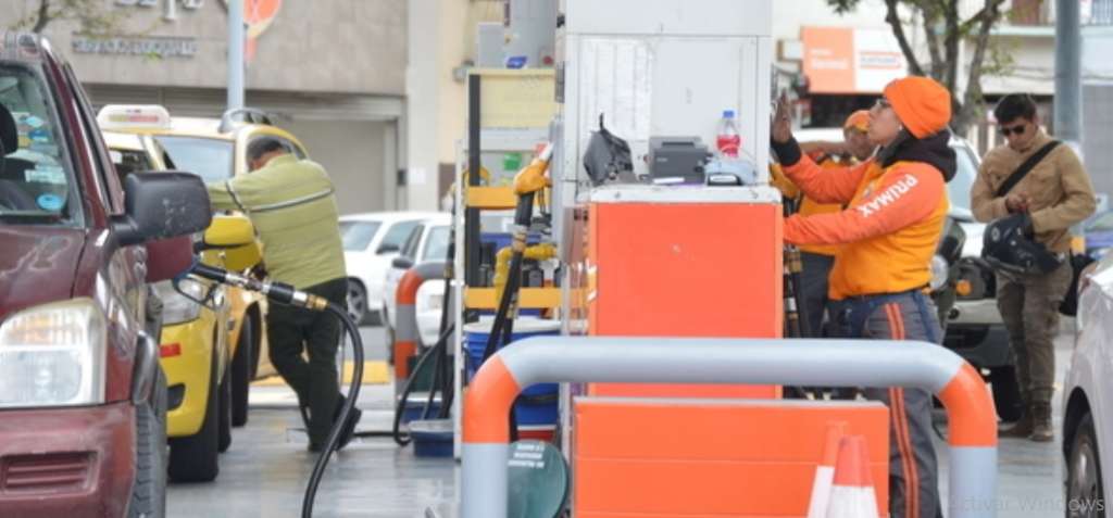 Reacciones tras regreso de precio subsidiado de combustibles