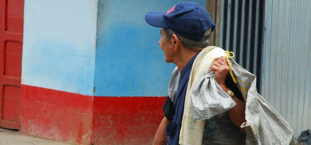 Crisis sanitaria: El abandono de personas de la tercera edad en Quito