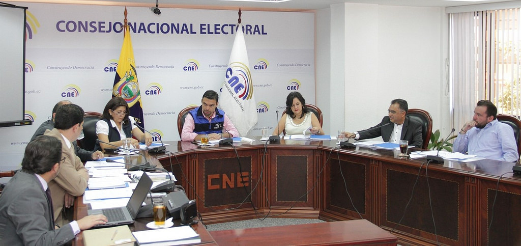 Más de 150 grupos políticos inscritos para elecciones de 2017