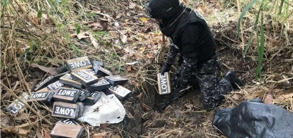 8 detenidos y más de una tonelada de cocaína incautada en Manta