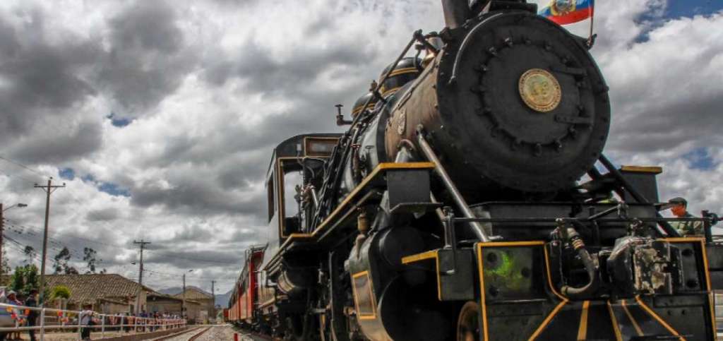 Instituto de Patrimonio cuestiona destino de vagones de Riobamba